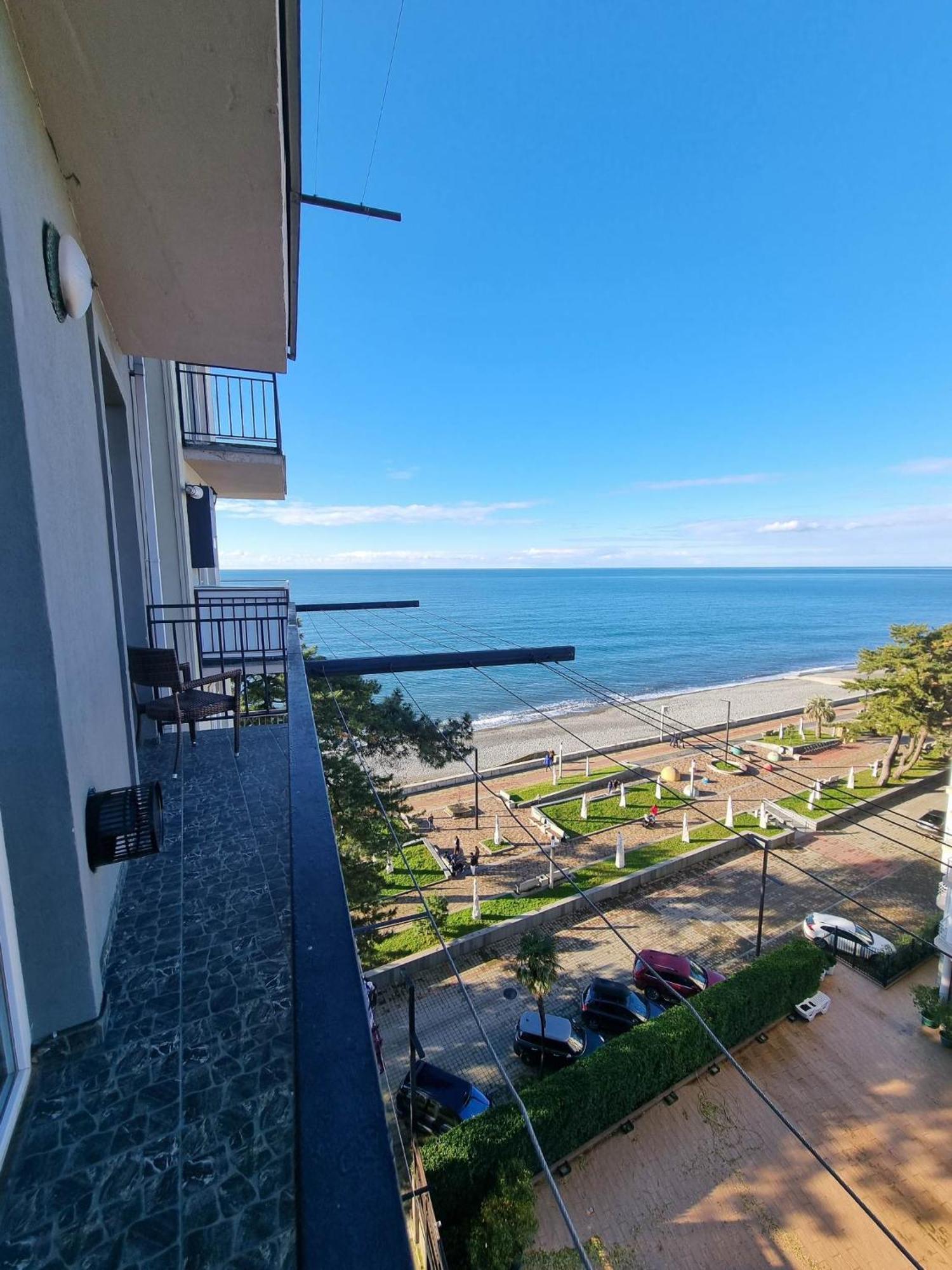Apartment With Sea View 37 Kobuleti Bagian luar foto